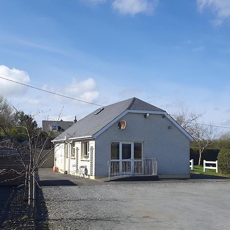 Quiet 2-Bedroom Buncrana Home מראה חיצוני תמונה