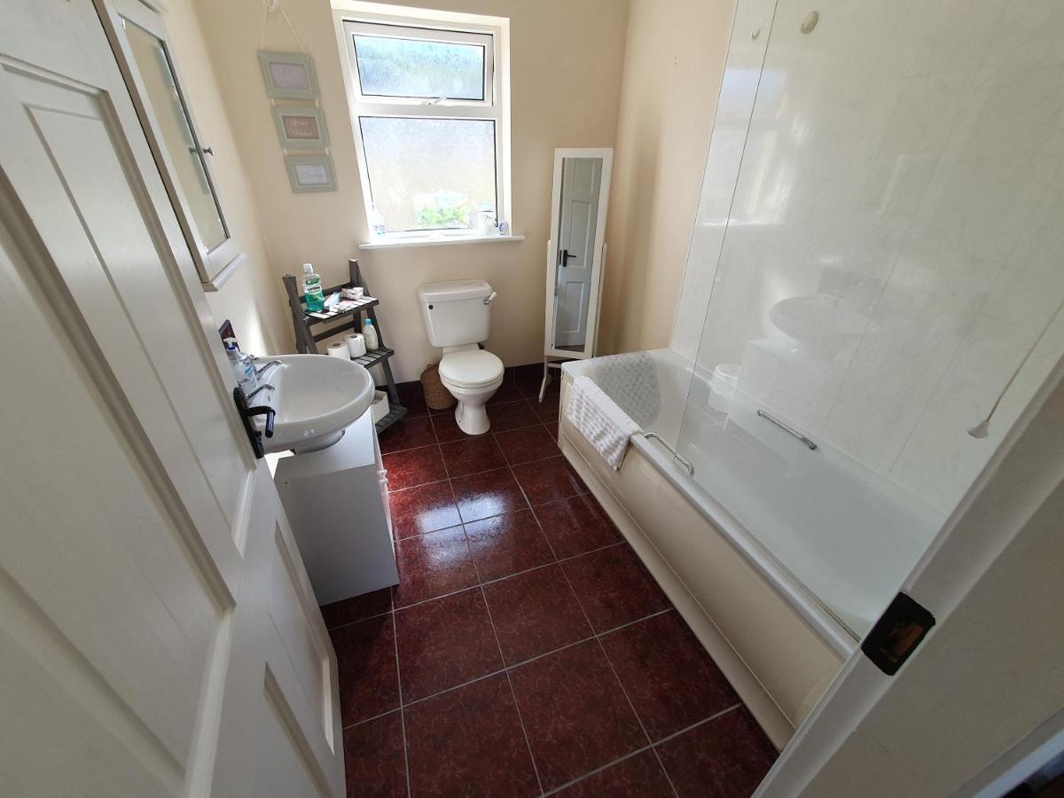 Quiet 2-Bedroom Buncrana Home מראה חיצוני תמונה